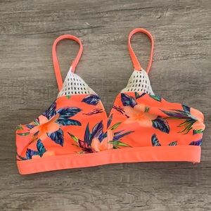 flower printed bikini top!